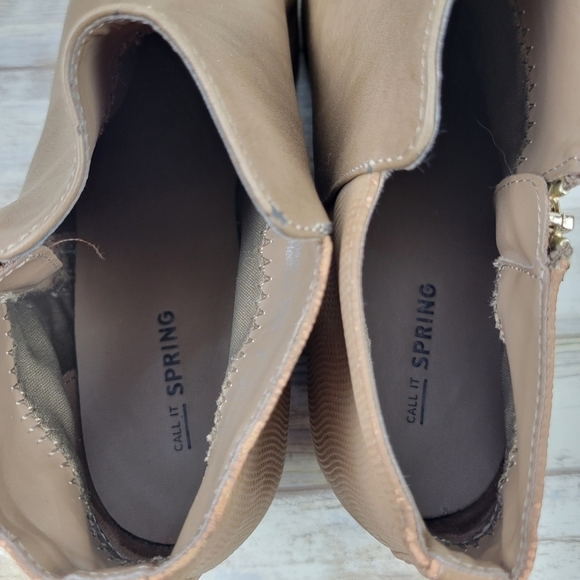 ASOS Call It Spring Gunson Faux Leather Ankle Zip Boots Women's 8 Two-Tone Beige - Picture 7 of 11